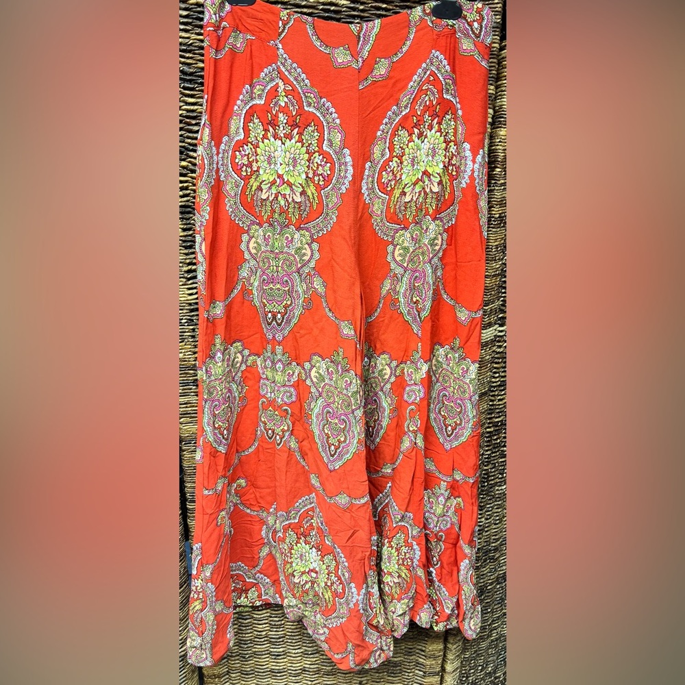 ett:twa- Anthropologie Red/Yellow Patterned Fabric Pants- Size: 10